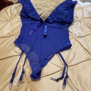 Pretty in Roysl Blue